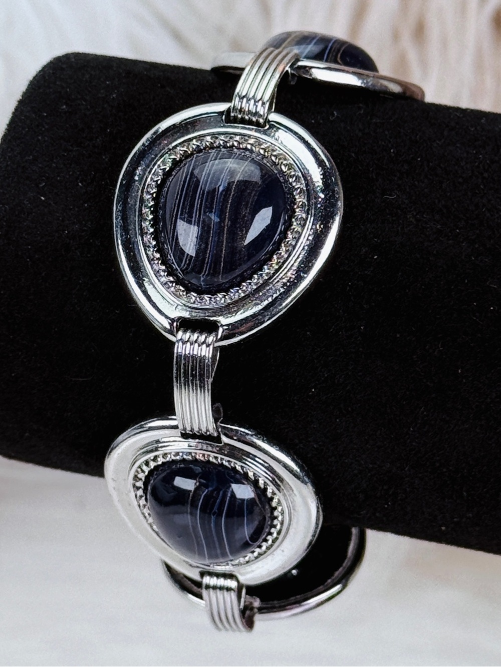 Vintage 90s Silvertone and black bracelet